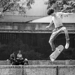 Sur la place - Montreal