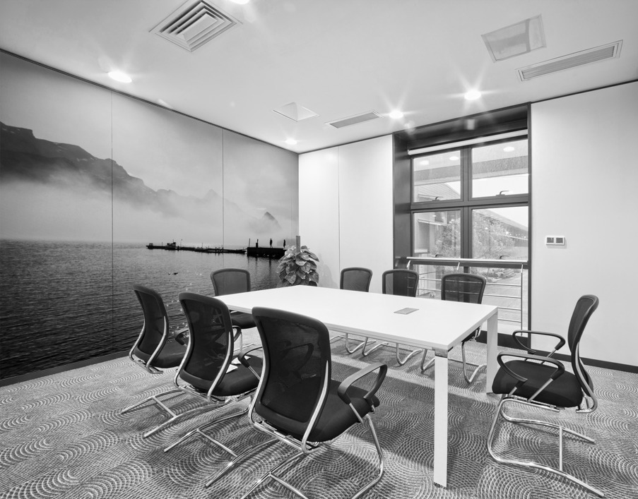 Medicine Lake Rocheuses Wall Printing